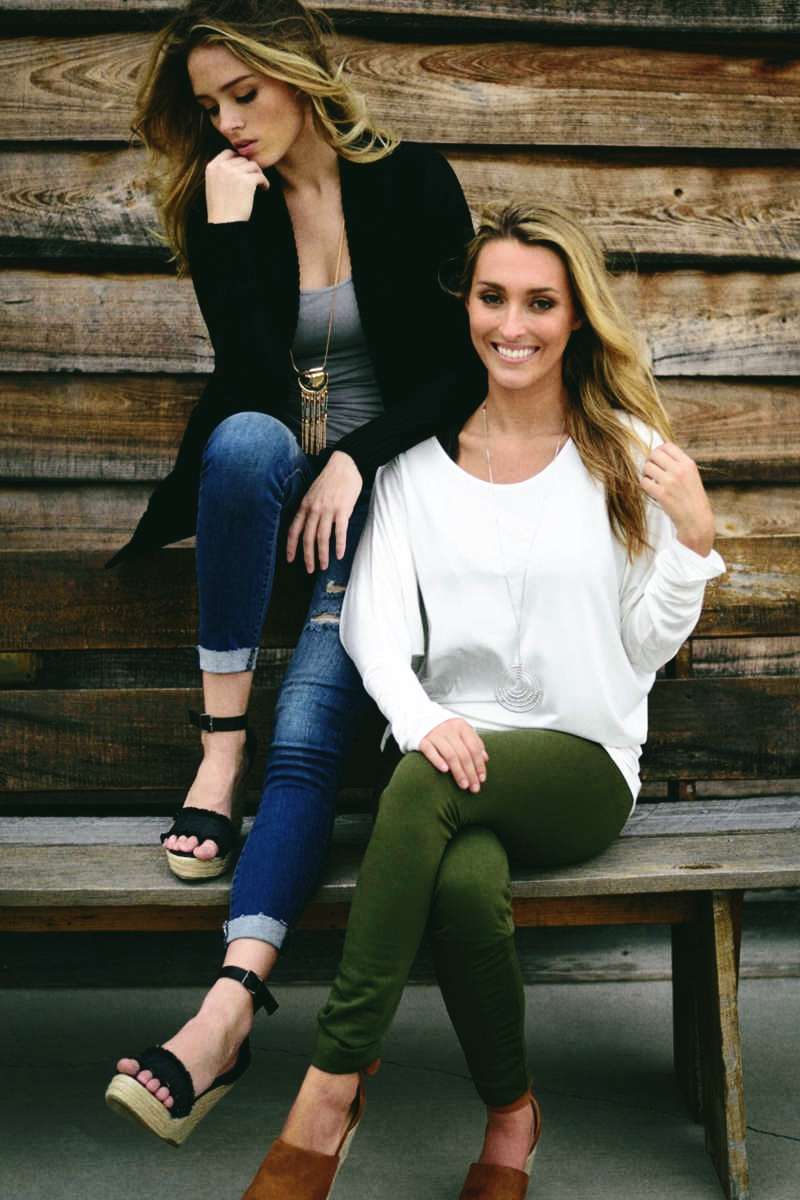 Kicks & Pockets Skinny Jeans - Image 3